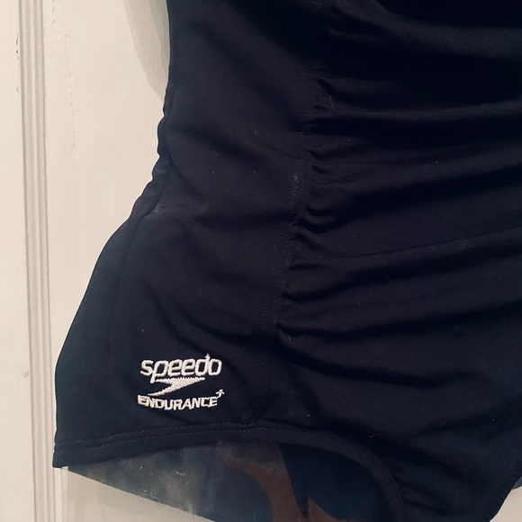 Speedo ladies swimsuits - Picture 1 of 4